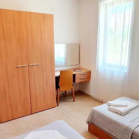 Relax From The Paradise In The Heart Of Apartment