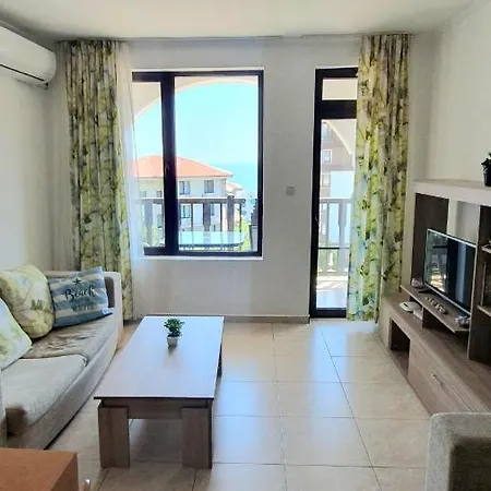 Relax From The Paradise In The Heart Of *